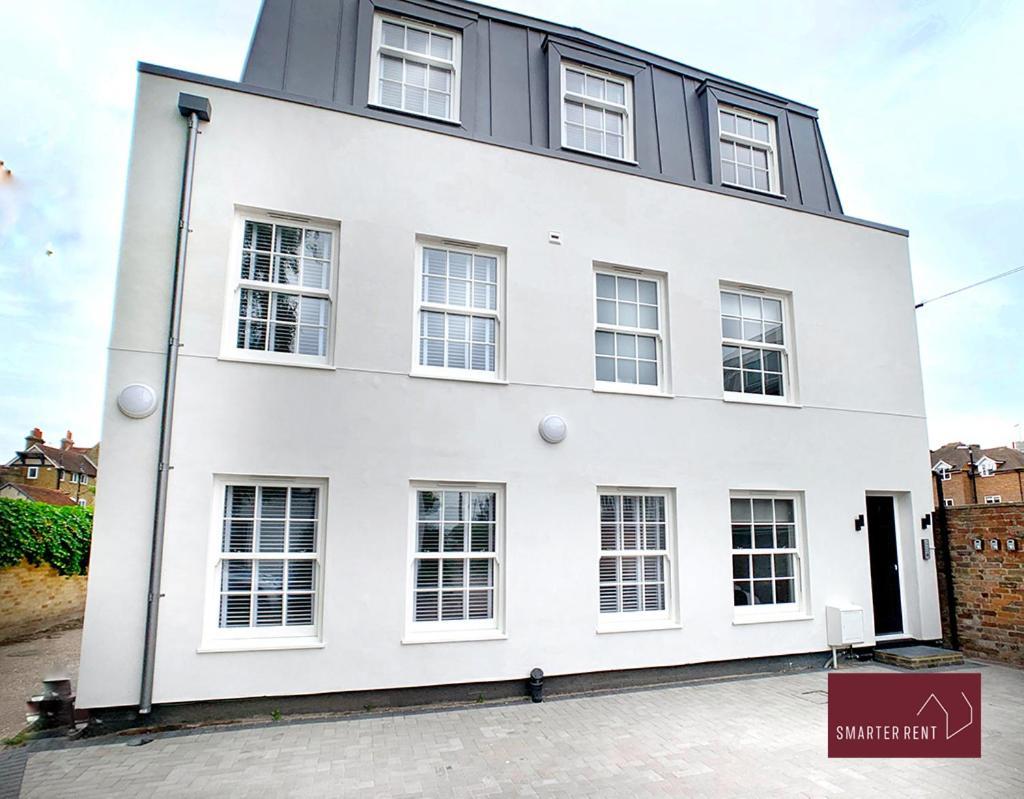 Eton, Windsor - 1 Bedroom First Floor Apartment - Parking Luaran gambar